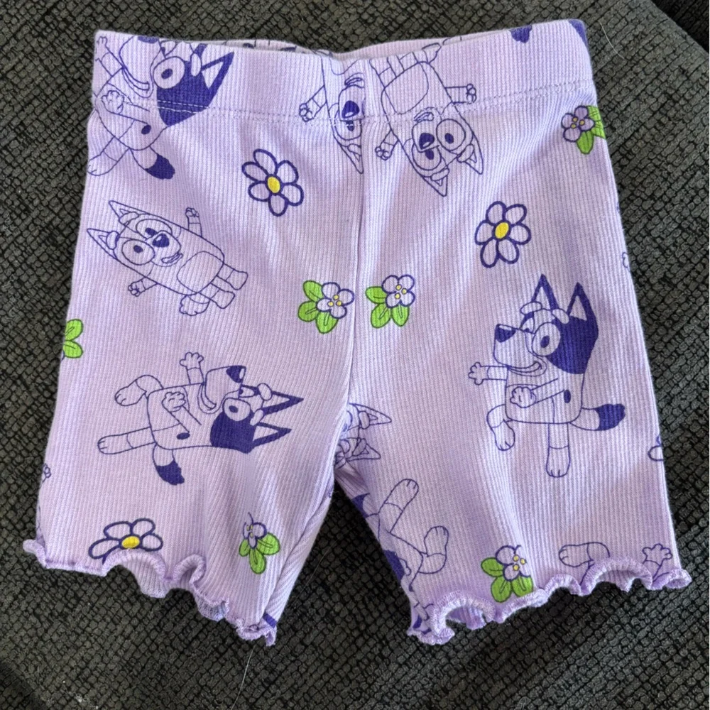 Purple Kids' Outfit with Bluey & Bingo Print - Picture 2 of 5